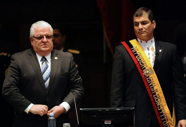 Bộ trưởng Quốc phòng Ecuador Fernando Cordero quyết định từ chức ảnh 1