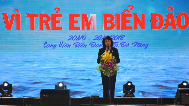Phó Chủ tịch nước dự Chương trình nghệ thuật "Vì trẻ em biển đảo" ảnh 1