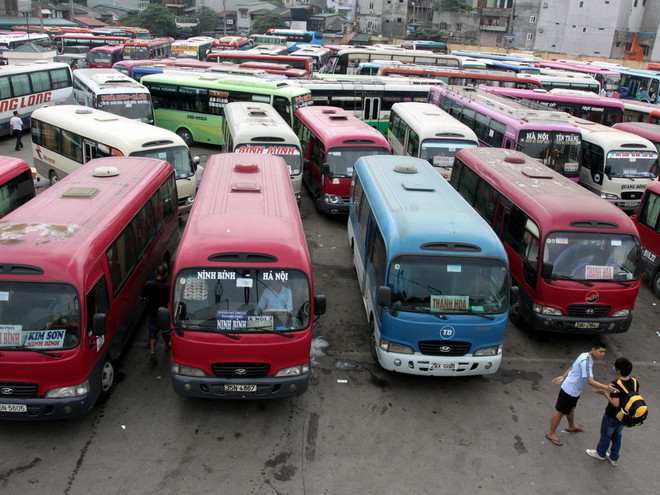 Hà Nội lập lại trật tự tại các bến xe, bến tàu dịp Tết Nguyên đán ảnh 1