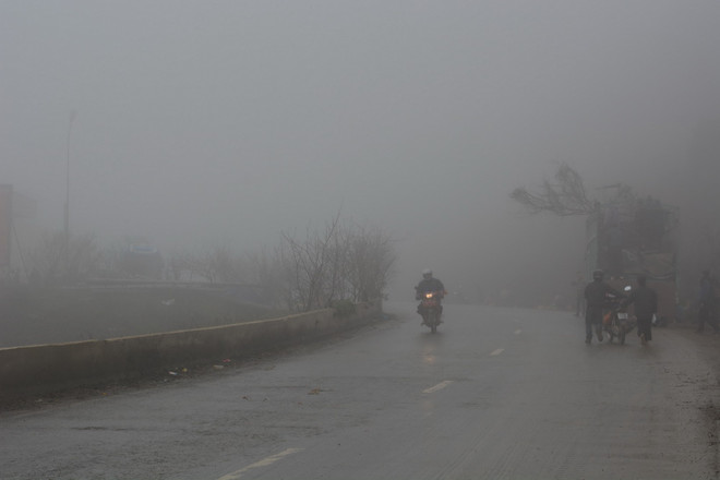 Sơn La: Xuất hiện sương mù dày đặc gây ảnh hưởng giao thông ảnh 1