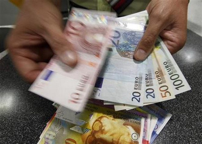 Giá trị tài sản trung bình của các hộ gia đình Italy giảm 12% ảnh 1