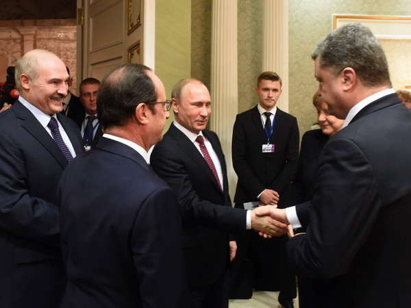 EU nêu điều kiện chấm dứt các biện pháp trừng phạt Nga ảnh 1