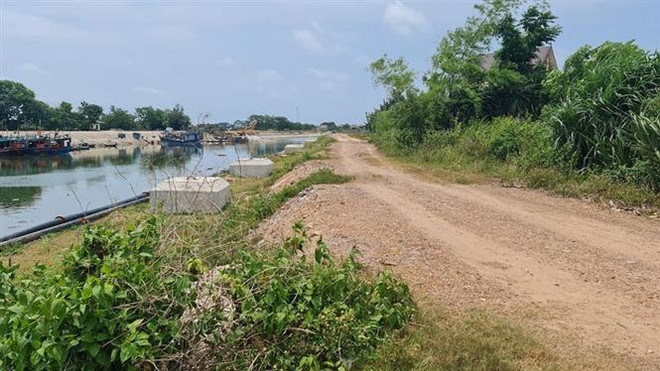 Dự án vốn đầu tư trăm tỷ đồng nhưng triển khai thiếu đồng bộ ảnh 2