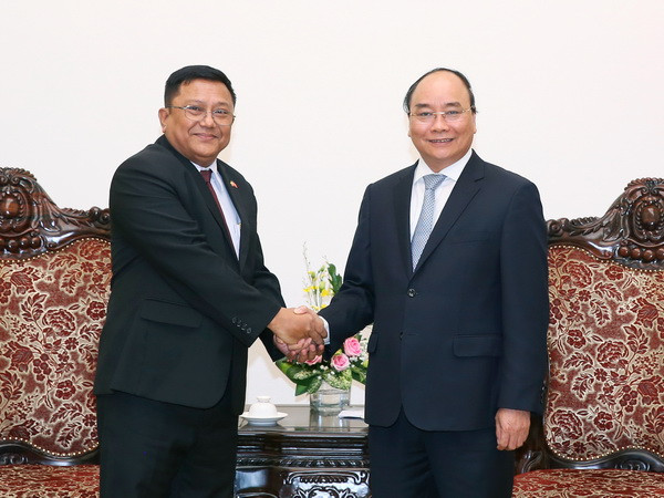 Thủ tướng tiếp Đại sứ Thụy Điển và Myanmar chào từ biệt ảnh 2