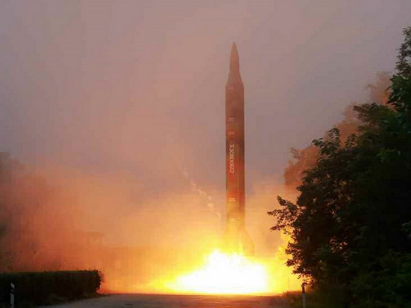 Hàn Quốc đã xác định được loại tên lửa Triều Tiên mới phóng ảnh 1