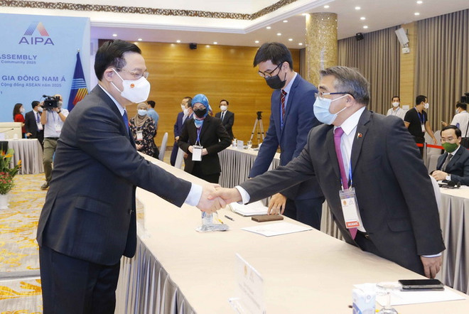 Chủ tịch Quốc hội Vương Đình Huệ dự Lễ bế mạc Đại hội đồng AIPA-42 ảnh 2