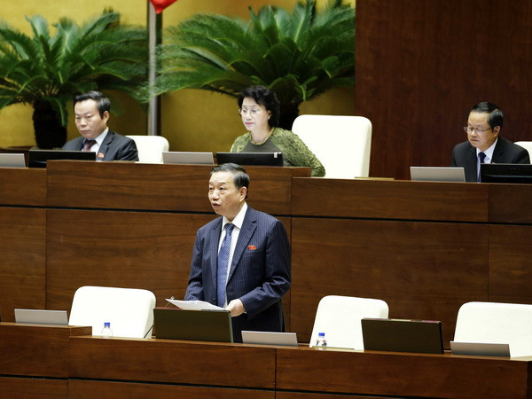 Đại biểu Quốc hội: Cần quy định các trường hợp được nổ súng ảnh 3