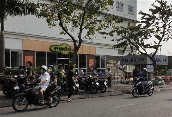 Thành phố Hồ Chí Minh: Hai cô gái trẻ tử vong nghi rơi từ trên cao ảnh 1