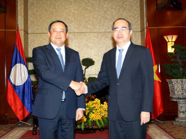 TP.HCM hỗ trợ hết sức mình phát triển các địa phương của Lào ảnh 1