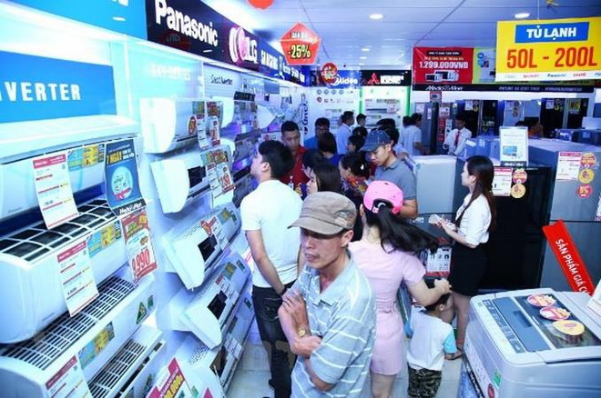 Thị trường các sản phẩm chống nắng nóng trở nên rất sôi động ảnh 1