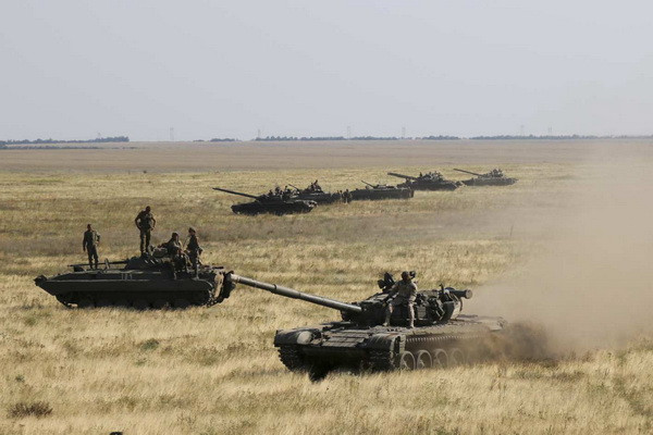 Lằn ranh đỏ cho mối quan hệ căng thẳng giữa Nga và Ukraine ảnh 1