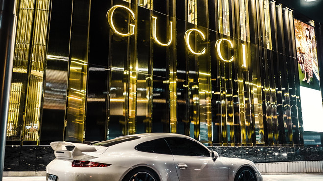 Gucci và Facebook phối hợp chống nạn bán hàng giả trên mạng xã hội ảnh 1