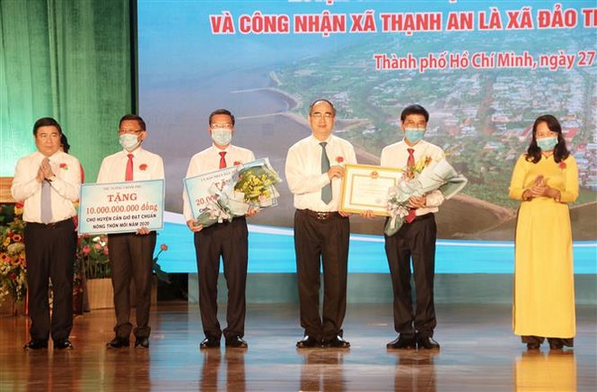 Công bố huyện Cần Giờ đạt chuẩn nông thôn mới năm 2020 ảnh 1