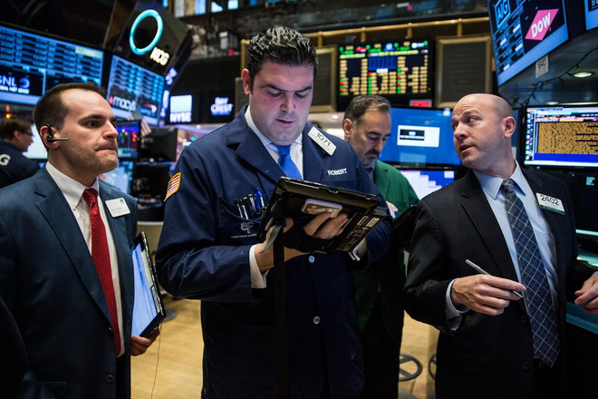 Chứng khoán Mỹ đảo chiều đi xuống khi cổ phiếu dầu mỏ giảm mạnh ảnh 1