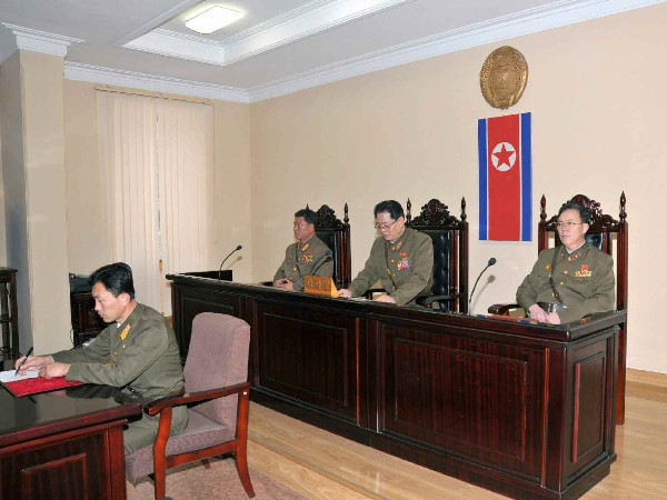 Triều Tiên xử tử lãnh đạo Jang là do kèn cựa hợp đồng kinh tế? ảnh 1