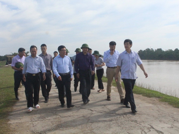 PTT Phạm Bình Minh thị sát các tuyến đê xung yếu tại Thanh Hóa ảnh 1