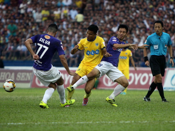 FLC Thanh Hóa có trận hòa đầy kịch tính trước Câu lạc bộ Hà Nội ảnh 1