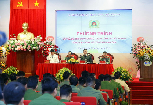 Bộ trưởng Bộ Công an Tô Lâm đối thoại với tuổi trẻ Công an nhân dân ảnh 2