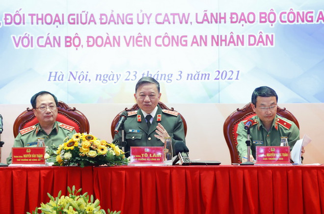 Bộ trưởng Bộ Công an Tô Lâm đối thoại với tuổi trẻ Công an nhân dân ảnh 1