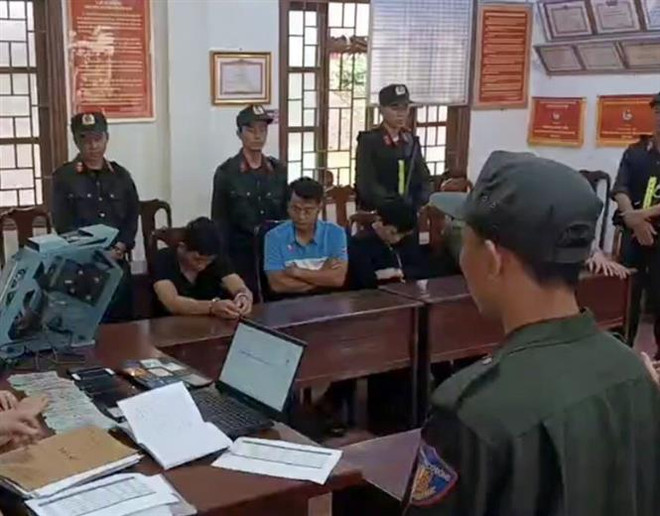 Đắk Nông: Triệt phá đường dây cá độ bóng đá gần 600 tỷ đồng ảnh 1