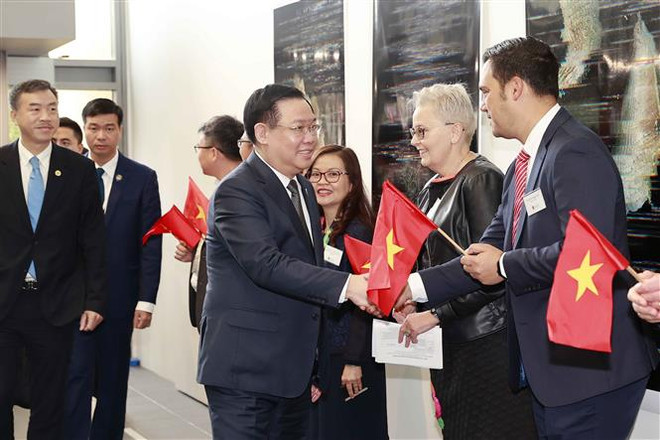 Chủ tịch Quốc hội Vương Đình Huệ gặp lãnh đạo Trường Đại học Waikato ảnh 2