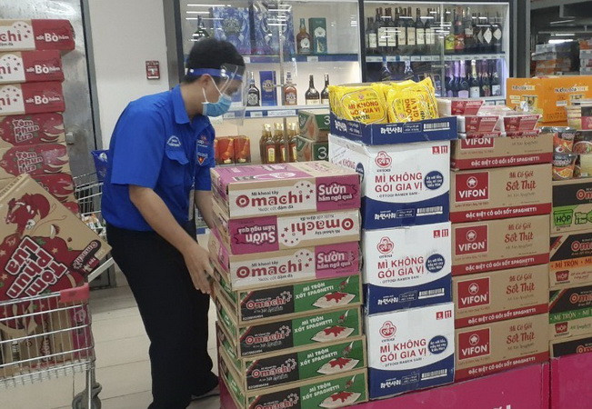 TP.HCM: Giá hàng tiêu dùng chịu tác động mạnh từ biến động nguồn cung ảnh 2