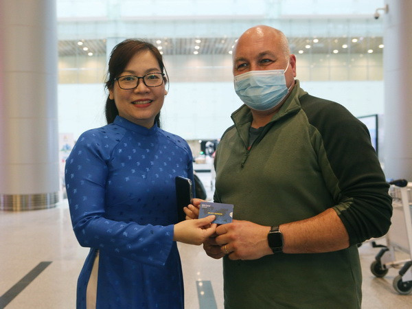 Tặng hơn 50.000 sim điện thoại miễn phí cho khách quốc tế đến Đà Nẵng ảnh 1