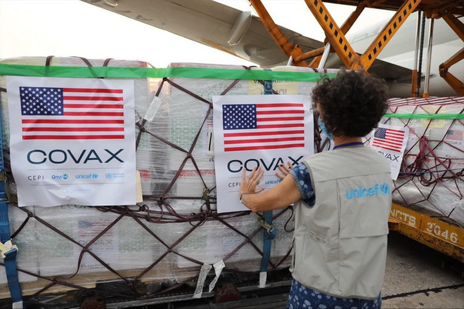 Ngoại lực tiếp sức, cùng nội lực trên mặt trận chống COVID-19 ảnh 1