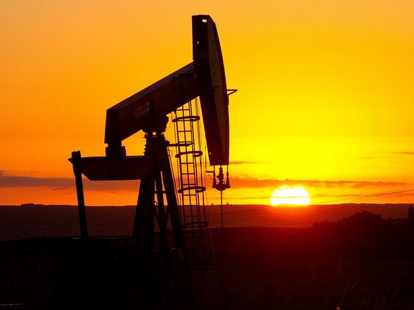 Giá dầu Brent tại châu Á lại để mất ngưỡng 50 USD mỗi thùng ảnh 1