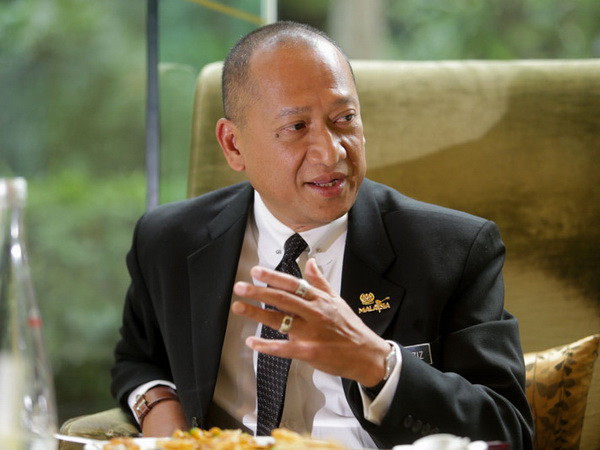 Bộ trưởng Du lịch và Văn hóa Malaysia Mohamed Nazri Abdul Aziz. (Nguồn: themalaymailonline.com) Du khách đến Malaysia sẽ phải nộp thuế du lịch từ tháng Tám tới ảnh 1