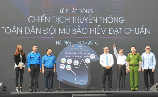 Phát động Chiến dịch truyền thông toàn dân đội mũ bảo hiểm đạt chuẩn ảnh 1