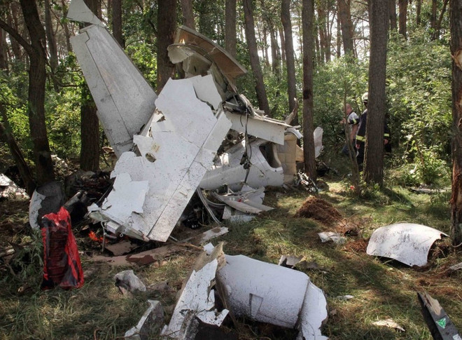 Hai máy bay cỡ nhỏ đâm nhau tại Hungary, 4 người thiệt mạng ảnh 1