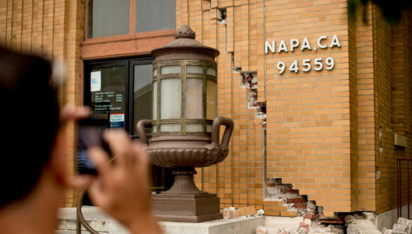 Mỹ: Bang California ban bố tình trạng khẩn cấp sau động đất ảnh 1