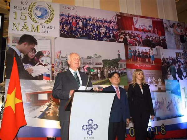 Thúc đẩy hợp tác khoa học, giao lưu văn hóa Việt Nam-Liên bang Nga ảnh 1