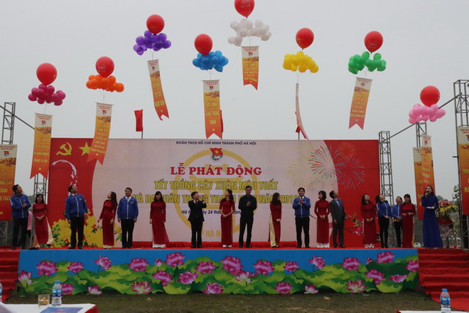 Tuổi trẻ cả nước sôi nổi ra quân hưởng ứng Tháng thanh niên năm 2018 ảnh 1