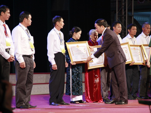 Sơn La phong tặng, truy tặng danh hiệu Bà mẹ Việt Nam Anh hùng ảnh 1