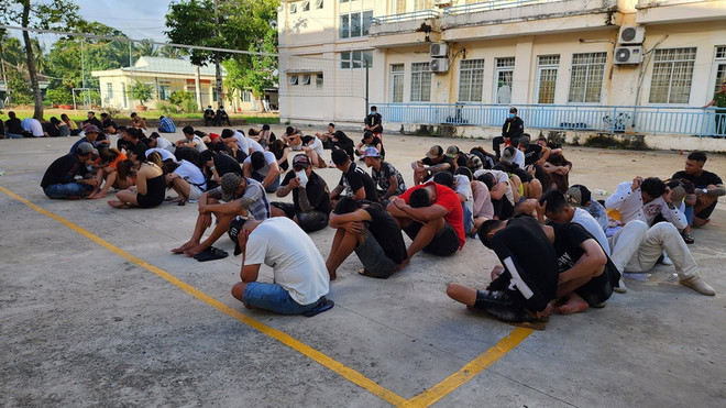 Kiên Giang: Kiểm tra quán karaoke, gần 80 người dương tính với ma túy ảnh 1