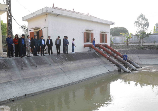 Tập trung cao điểm lấy nước trong đợt 2 để hoàn thành cơ bản gieo cấy ảnh 2