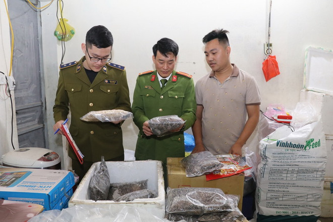 Ninh Bình chia 3 đợt kiểm tra thị trường dịp Tết Nguyên đán 2021 ảnh 1