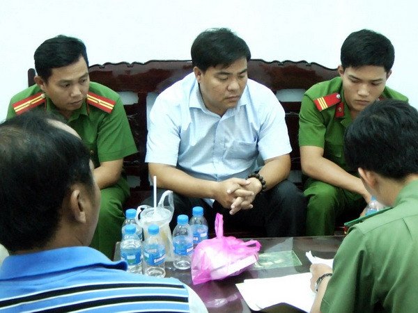 Tạm giam 2 cán bộ quản lý thị trường vì hành vi thiếu trách nhiệm ảnh 1