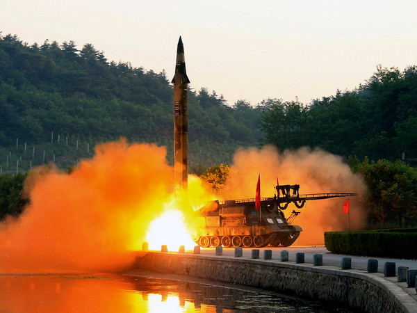 Triều Tiên sẵn sàng thử tên lửa liên lục địa trong năm 2017 ảnh 1