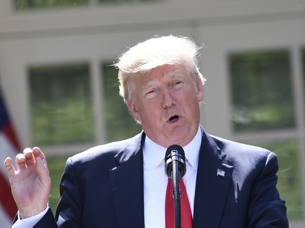 Tổng thống Mỹ Donald Trump "ngạc nhiên" về kết quả bầu cử Anh ảnh 1