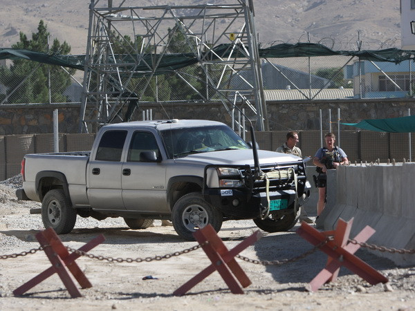 Phiến quân Afghanistan tấn công chốt kiểm soát của Pakistan ảnh 1