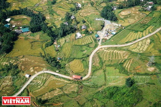 Lên đỉnh Fansipan - Niềm khao khát của du khách mê khám phá ảnh 8