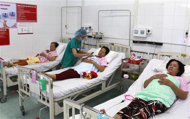 Nuôi dưỡng thành công ba bé trong ca tam thai sinh non ảnh 1