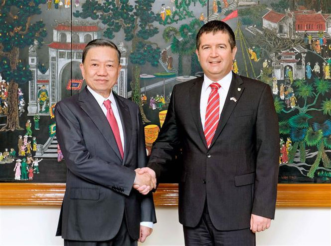 Việt Nam và Séc đẩy mạnh hợp tác trong đấu tranh phòng, chống tội phạm ảnh 1