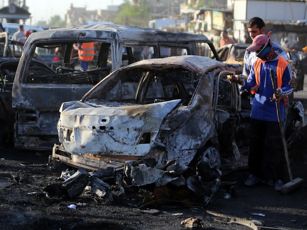 Đánh bom ở thủ đô Baghdad làm hàng chục người thương vong ảnh 1
