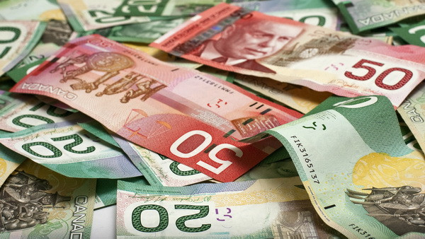 IMF dự báo kinh tế Canada chỉ tăng trưởng 1,7% trong năm 2016 ảnh 1