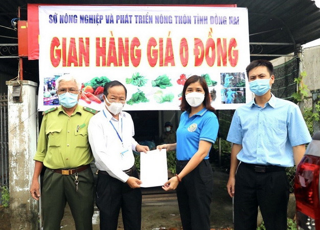 Đồng Nai lập đường dây nóng tiếp nhận phản ánh về tiêu thụ nông sản ảnh 1