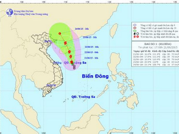 Bão số 1 di chuyển theo hướng Bắc Tây Bắc và mạnh dần lên ảnh 1